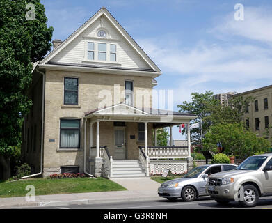 L'esterno di Banting House Museum, casa di Dr Banting e conosciuto come il luogo di nascita di insulina London Ontario Canada Foto Stock