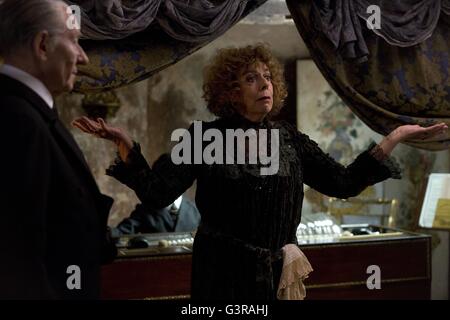 Il sig. Holmes Anno : 2015 REGNO UNITO / STATI UNITI / Giappone Direttore : Bill Condon Frances De La Tour Foto Stock