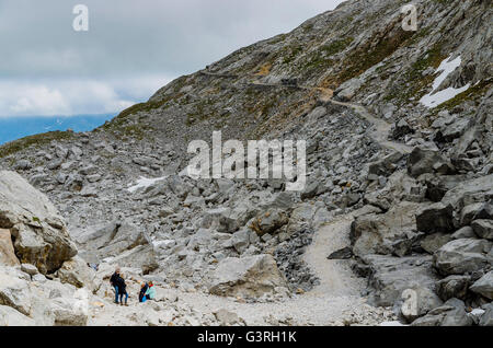 PR-PNPE 23 - Percorso Horcados Rojos, nel settore denominato La Vueltona. Picos de Europa, Cantabria, Spagna, Europa Foto Stock