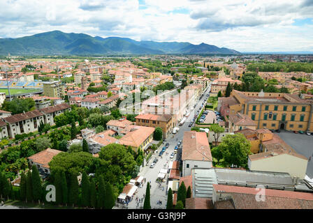 Il centro storico di Pisa visto dalla torre pendente. Pisa, Toscana, Italia, Europa Foto Stock