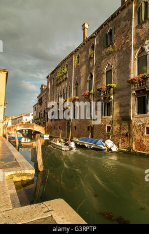 Venezia Italia canal nel quartiere ebraico Foto Stock