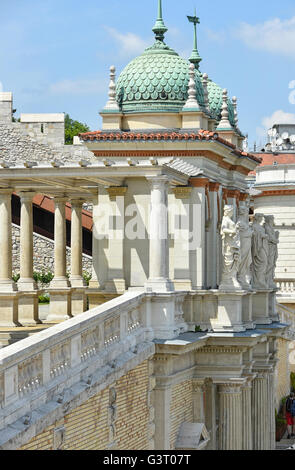 Il Varkert Bazaar e il Palazzo Reale di Budapest, Ungheria Foto Stock