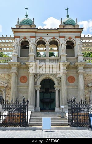 Il Varkert Bazaar e il Palazzo Reale di Budapest, Ungheria Foto Stock