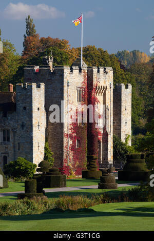 Il castello di Hever Castle e giardini, Hever, Kent, England, Regno Unito, Europa Foto Stock