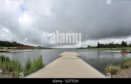 Windsor, Berkshire, Regno Unito. 14 Giugno, 2016. Vista generale (GV) del lago. TeamGB annunciare la canoa Sprint team per il Rio2016 Olimpiadi. Dorney Lake. Windsor. Berkshire. Regno Unito. 14/06/2016. Credito: Sport In immagini/Alamy Live News Foto Stock