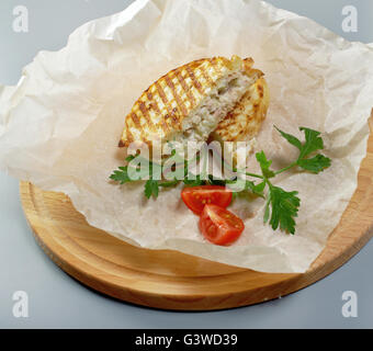 Antipasto Italiano Bruschetta con pollo e verdure Foto Stock