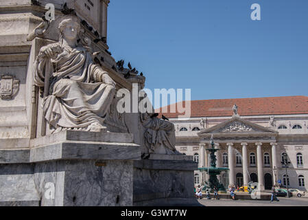 L'Europa, Portogallo, Lisbona, Baixa, Rossio, Dom Pedro IV Square, teatro nazionale Dona Maria II Foto Stock