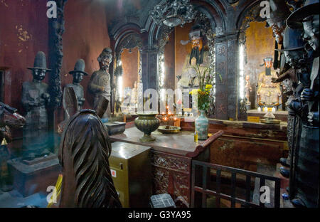 Pagoda dell'Imperatore di Giada, a Saigon, a Ho Chi Minh City, Vietnam, Asia sud-orientale, Asia Foto Stock