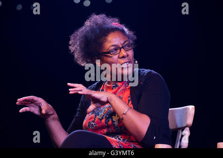 Patrice Lawrence, scrittore e romanziere, giovane adulto fiction, presso il Festival di fieno, Sabato 28 Maggio 2016 Foto Stock