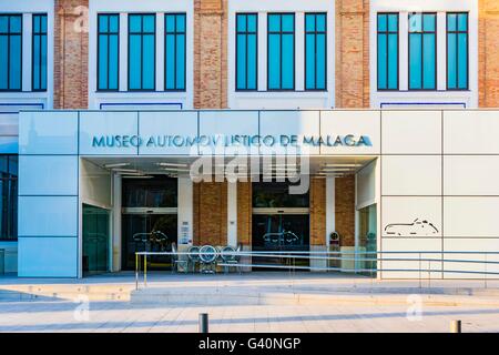 Facciata, Malaga Car Museum. Tabacalera complesso. Malaga, Costa del Sol, Andalusia, Spagna, Europa Foto Stock