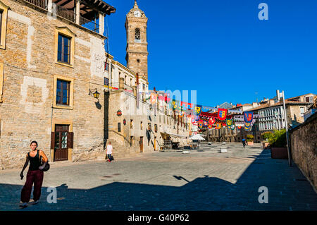 Centro storico arredato per le feste medievali. Vitoria-Gasteiz, Álava, Paese Basco, Spagna, Europa Foto Stock