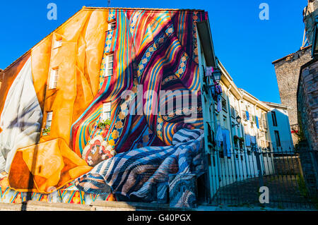 Al Hilo del Tiempo. Itinerario murale di Vitoria, IMVG. Calle Chiquita nº 9. Vitoria-Gasteiz, Álava, Paese Basco, Spagna, Europa Foto Stock