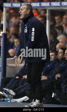 Calcio - Clydesdale Bank Scottish Premier League - Rangers / St Mirren - Ibrox. Terry Butcher, manager di Inverness, durante la partita della Clydesdale Bank Scottish Premier League a Ibrox, Glasgow. Foto Stock