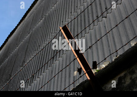 Una vista generale del sito della ex casa di Swansea City Football Club, il campo di attacco. Utilizzato dal club dal 1912 al 2005 quando il club si trasferì all'attuale Liberty Stadium. Lo stadio è in disuso Foto Stock