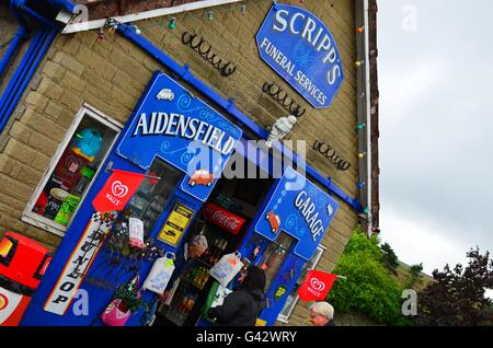 Scripps garage goathland, North Yorkshire Moors. Impostazione per il villaggio fittizio di aidensfield nella serie tv heartbeat. Foto Stock