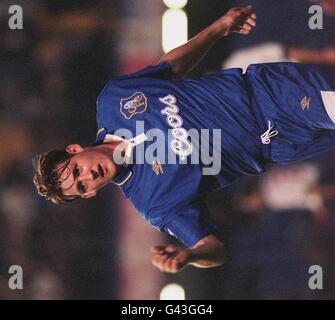 David Lee festeggia l'equalizzazione per Chelsea cinque minuti dopo l'obiettivo di Curcic per Bolton durante la partita di premiership di stasera a Stamford Bridge. Foto di John Parkin/PA Foto Stock