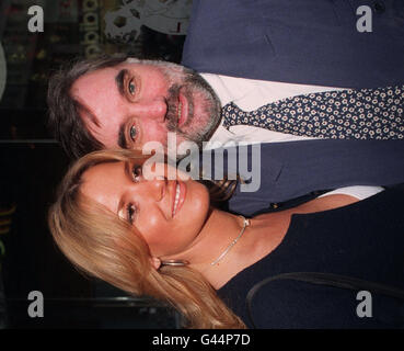 George Best & moglie Foto Stock