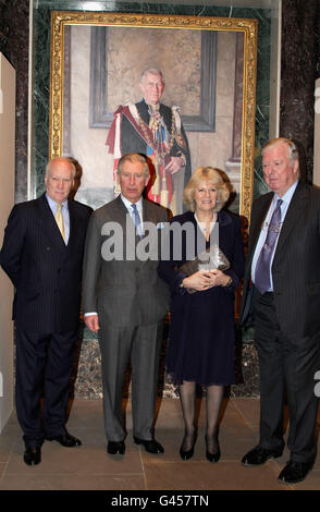 Carlo e Camilla visita Goldsmiths' Hall Foto Stock