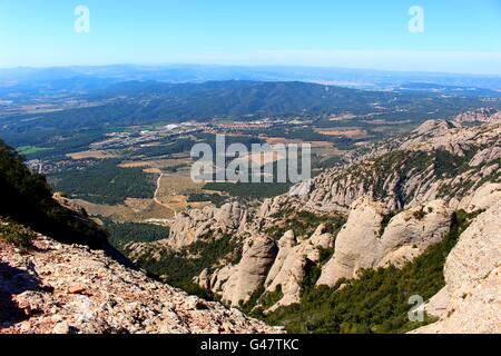 La tentacolare viste dalla montagna di Montserrat. Foto Stock
