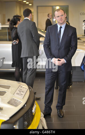 Attaccante Manchester United Wayne Rooney durante il lancio del centro Bristol Audi, Bristol. Foto Stock