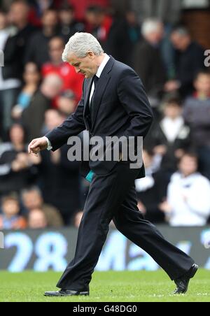 Calcio - Barclays Premier League - Fulham v Blackpool - Craven Cottage. Mark Hughes, manager di Fulham Foto Stock