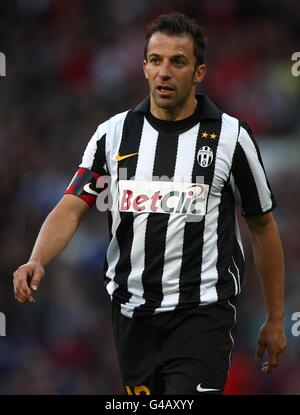 Calcio - Gary Neville testimonianza - Manchester United / Juventus - Old Trafford. Alessandro del Piero, Juventus Foto Stock