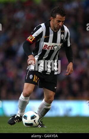 Calcio - Gary Neville testimonianza - Manchester United / Juventus - Old Trafford. Alessandro del Piero, Juventus Foto Stock