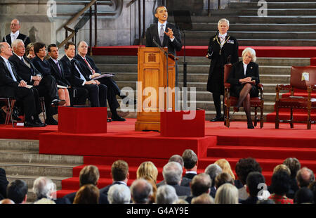 Il Presidente DEGLI STATI UNITI Barack Obama ha pronunciato il suo discorso di primo piano ad entrambe le Camere del Parlamento nella storica Westminster Hall, precedentemente accordata solo ad una manciata di personalità eminenti come Nelson Mandela, Charles de Gaulle e il Papa. Foto Stock