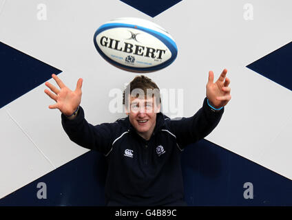 Scozia sotto i 20 giocatori Stuart Hogg prima di partire per il Campionato Mondiale IRB U20 che si tiene in Italia al Murrayfield Stadium di Edimburgo. Foto Stock