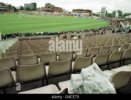 CRICKET sedi vuote Foto Stock