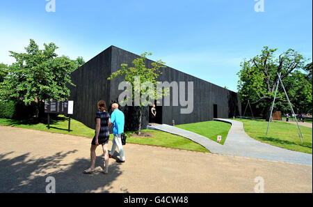 Una vista del Serpentine Gallery Pavilion di quest'anno ad Hyde Park, Londra. Foto Stock