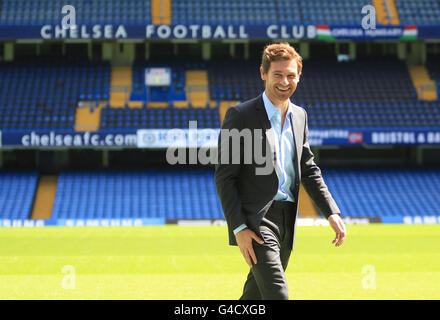 Il nuovo capo allenatore di Chelsea Andre Villas-Boas alla conferenza stampa di oggi Foto Stock