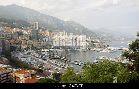 Una vista generale del porto di Monaco, davanti al matrimonio del Principe Alberto II e di Charlene Wittstock. Foto Stock