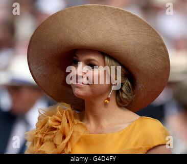 La principessa Maxima arriva per il matrimonio del Principe Alberto II di Monaco e di Charlene Wittstock a Place du Palais. Foto Stock