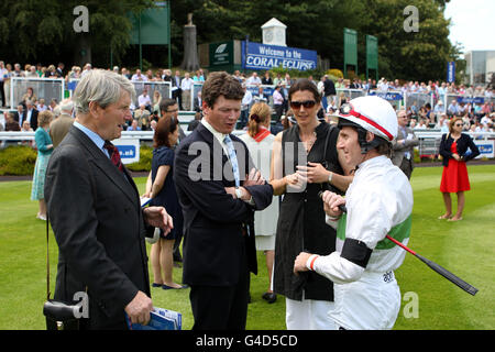 Horse Racing - Coral-Eclipse giorno - Sandown Park Foto Stock