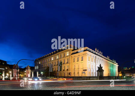 Ansbach Residence , ora ospita la residenza del governo della Media Franconia, Germania, in Baviera, Baviera, Mittelfranken, metà Foto Stock