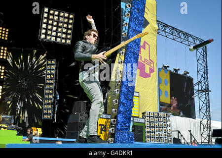 Danny Jones di McFly si esibisce al T4 on the Beach di Weston-super-Mare, Somerset. Foto Stock