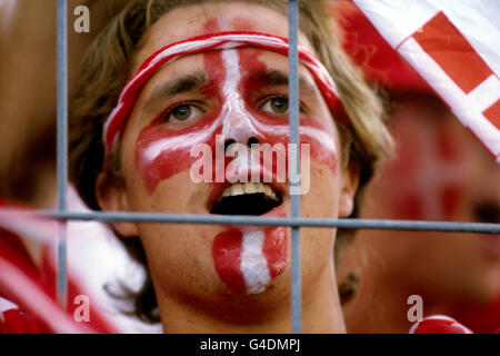 Calcio - 1986 FIFA World Cup Finals - Gruppo E - Germania Ovest v Danimarca - Estadio Corregidora Foto Stock