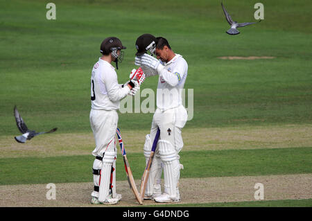 Cricket - Liverpool Victoria County Championship - Divisione 2 - Giorno 1 - Surrey v Kent - Kia ovale Foto Stock