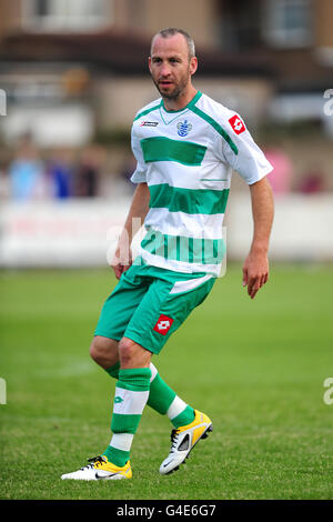 Calcio - Pre Season friendly - Harrow Borough v Queens Park Rangers - Stadio Earlsmead. Shaun Derry, Queens Park Rangers Foto Stock