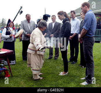 Il Duca e la Duchessa di Cambridge prendono parte alla tradizionale cerimonia di sbavatura a Dalvay by the Sea, Prince Edward Island, Canada. Foto Stock