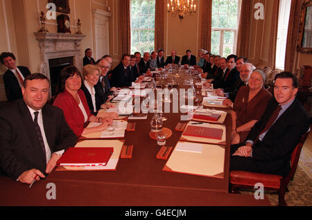 Rimescolate prima riunione del gabinetto Foto Stock