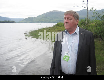 Winston Rea, leading loyalist presso l'Irish Open Golf di Killarney, come un'improbabile amicizia tra i più lealisti e un tifoso di calcio della Repubblica d'Irlanda, si è fatto circolare all'Irish Open di Killarney. Foto Stock