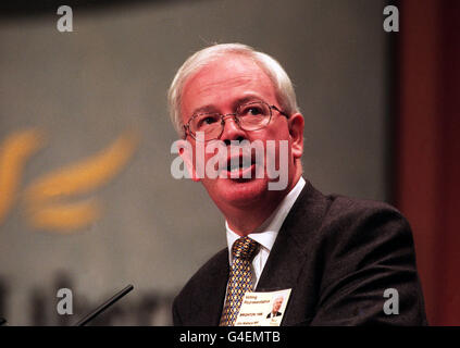 JIM WALLACE MP i liberali democratici conferenza Foto Stock