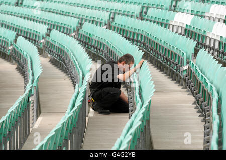 I preparativi finali sono fatti al Kia Oval, il giorno prima del loro quarto Test Match contro l'India Foto Stock