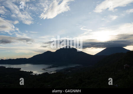 Pura Ulundanu Batur tempio, l'importante tempio indù di Kintamani, isola di Bali, Indonesia Foto Stock