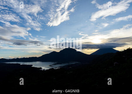 Pura Ulundanu Batur tempio, l'importante tempio indù di Kintamani, isola di Bali, Indonesia Foto Stock