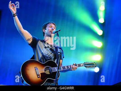 James Blunt sul palco della BBC radio 2 Live in Hyde Park Festival a Londra. Foto Stock