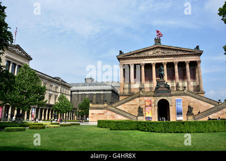 Vecchia galleria nazionale (Alte Nationalgalerie) sull'isola dei musei (Museumsinsel) Berlino Germania Foto Stock