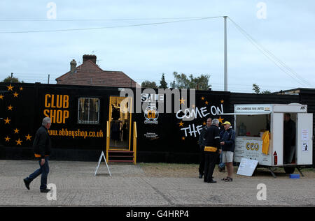 Cambridge Regno v Ebbsfleet United - R I costi Abbey Stadium Foto Stock